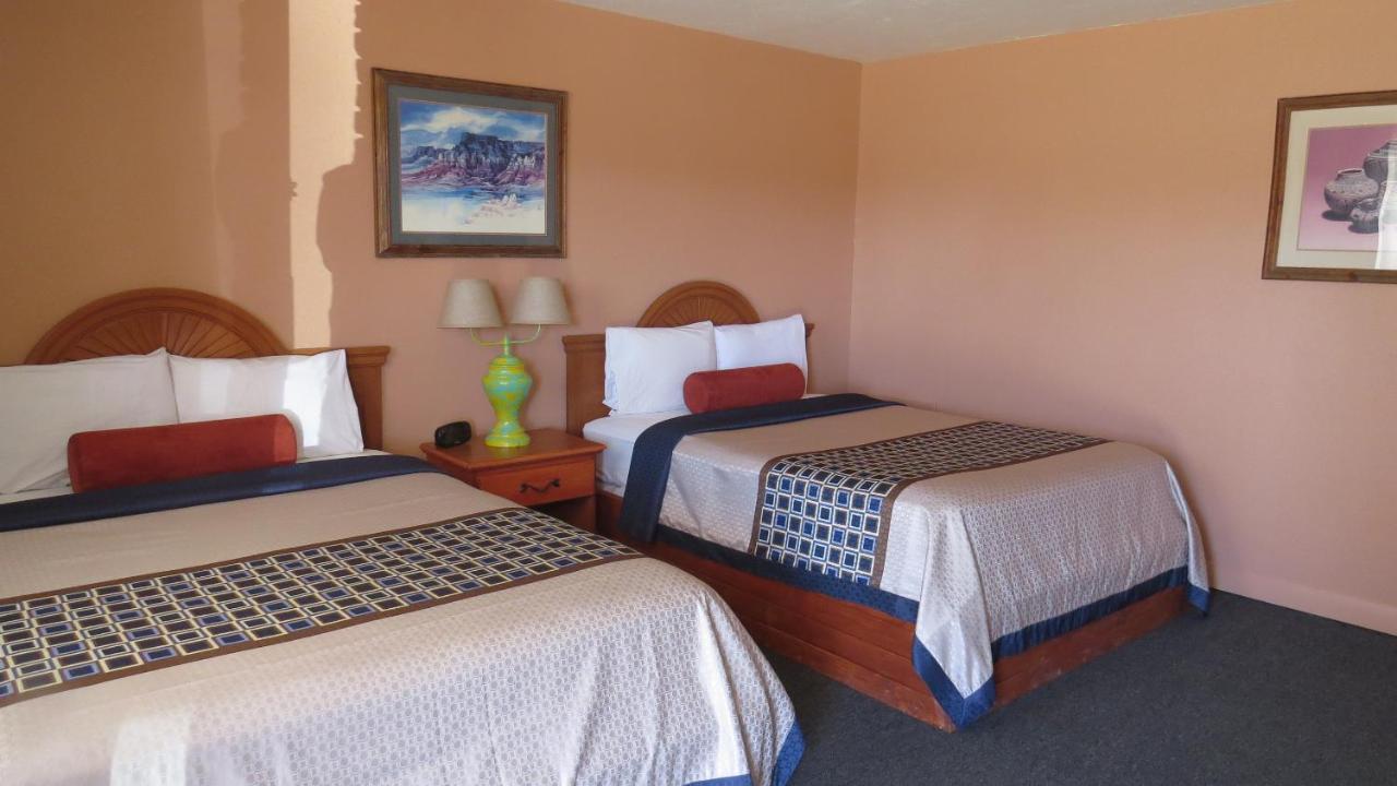 Casa Lemus Inn Raton Exterior photo