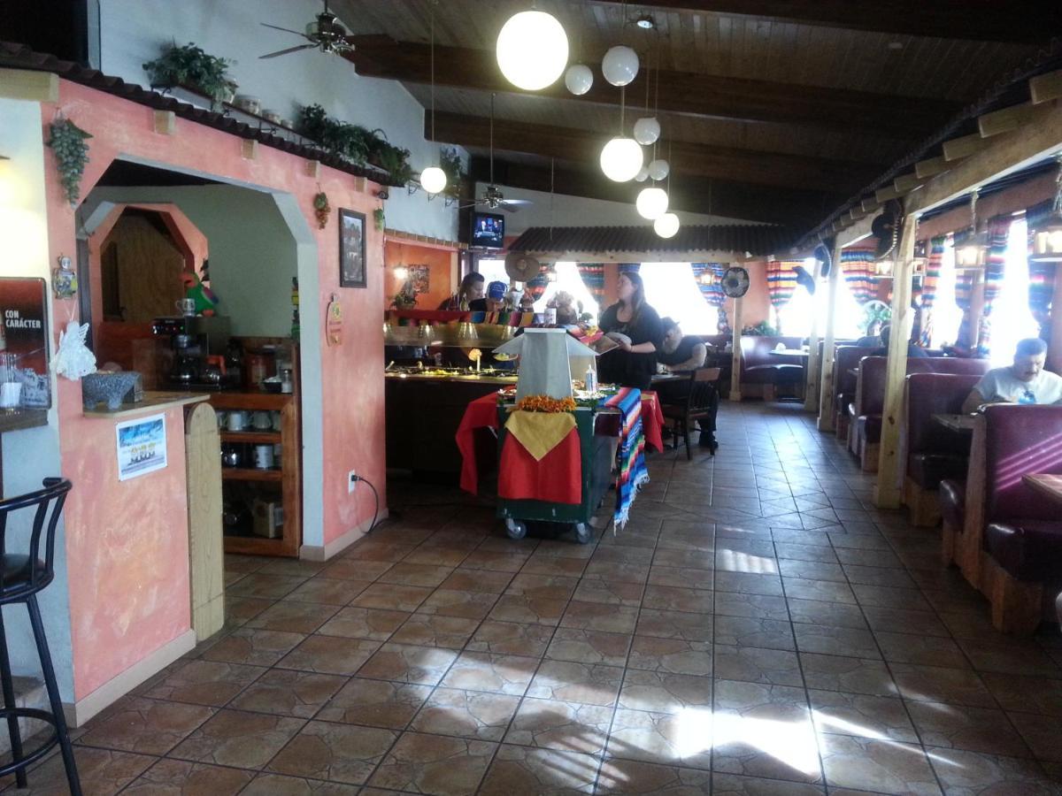 Casa Lemus Inn Raton Exterior photo